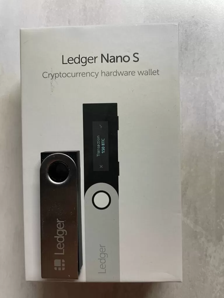 Ledger Nano S on the original box