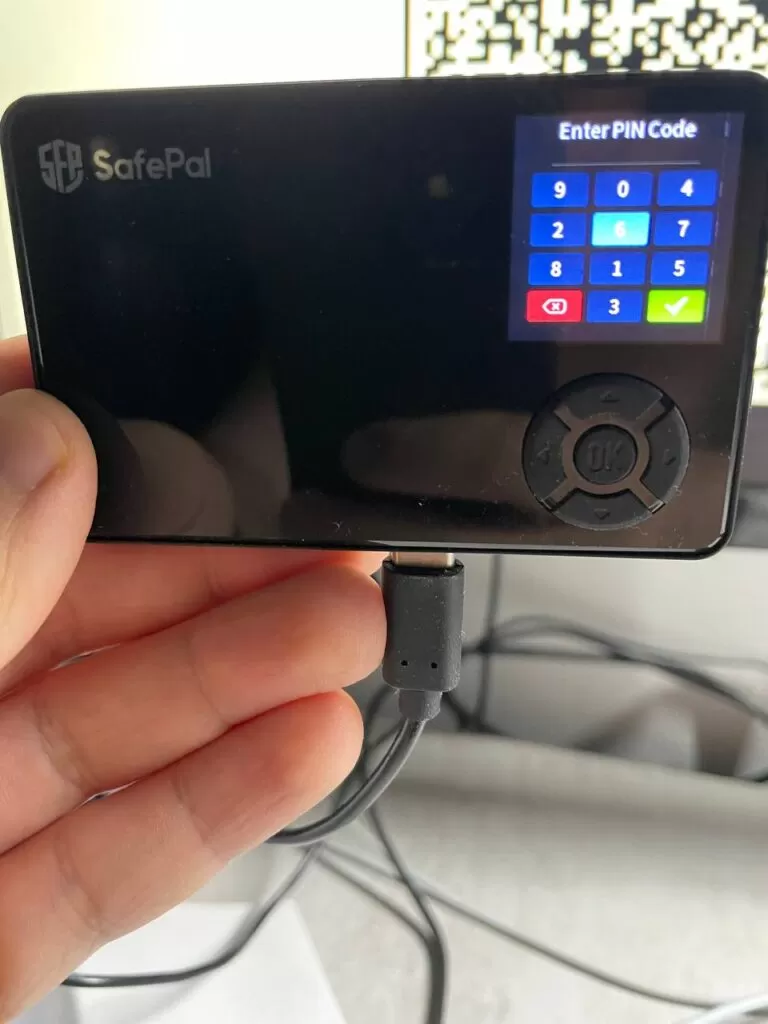 Entering a PIN code to my Safepal wallet