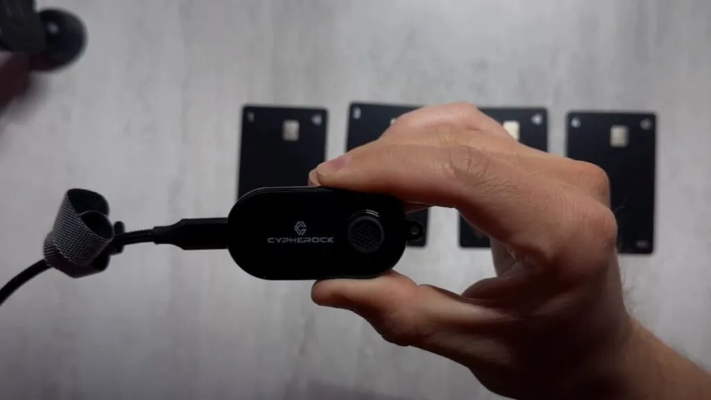How Does Cypherock X1 Work?